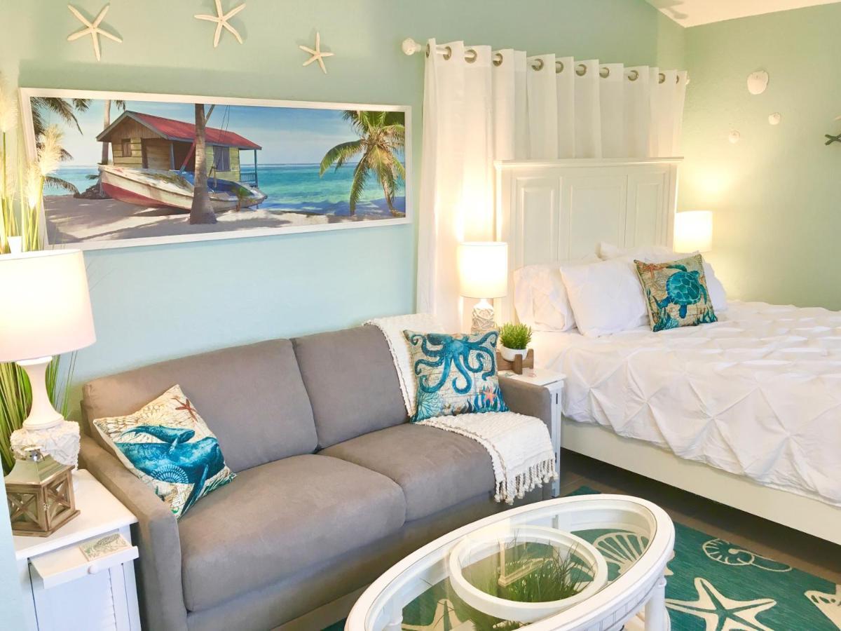 Coastal Studio Escape! Нейплс Экстерьер фото
