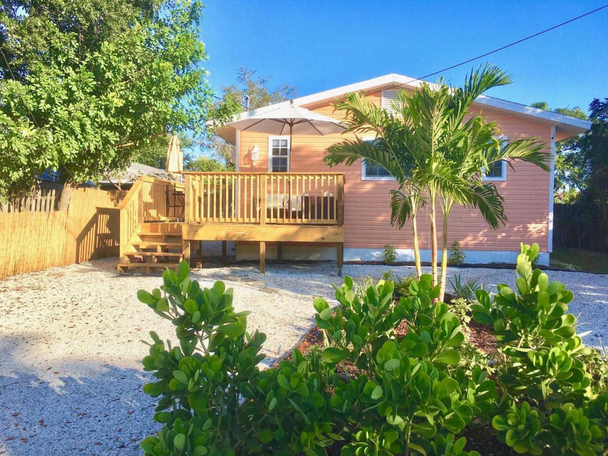 Coastal Studio Escape! Нейплс Экстерьер фото